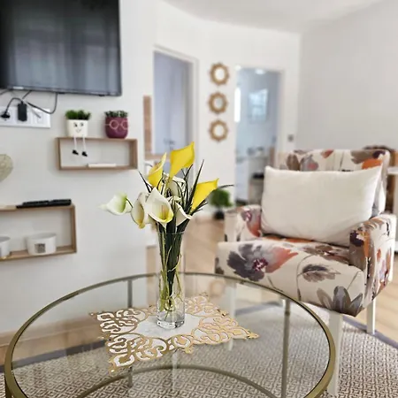 Apartment Dia